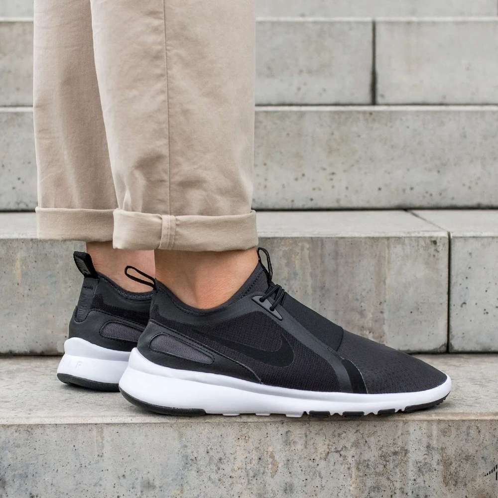 Nike air current slip on sale